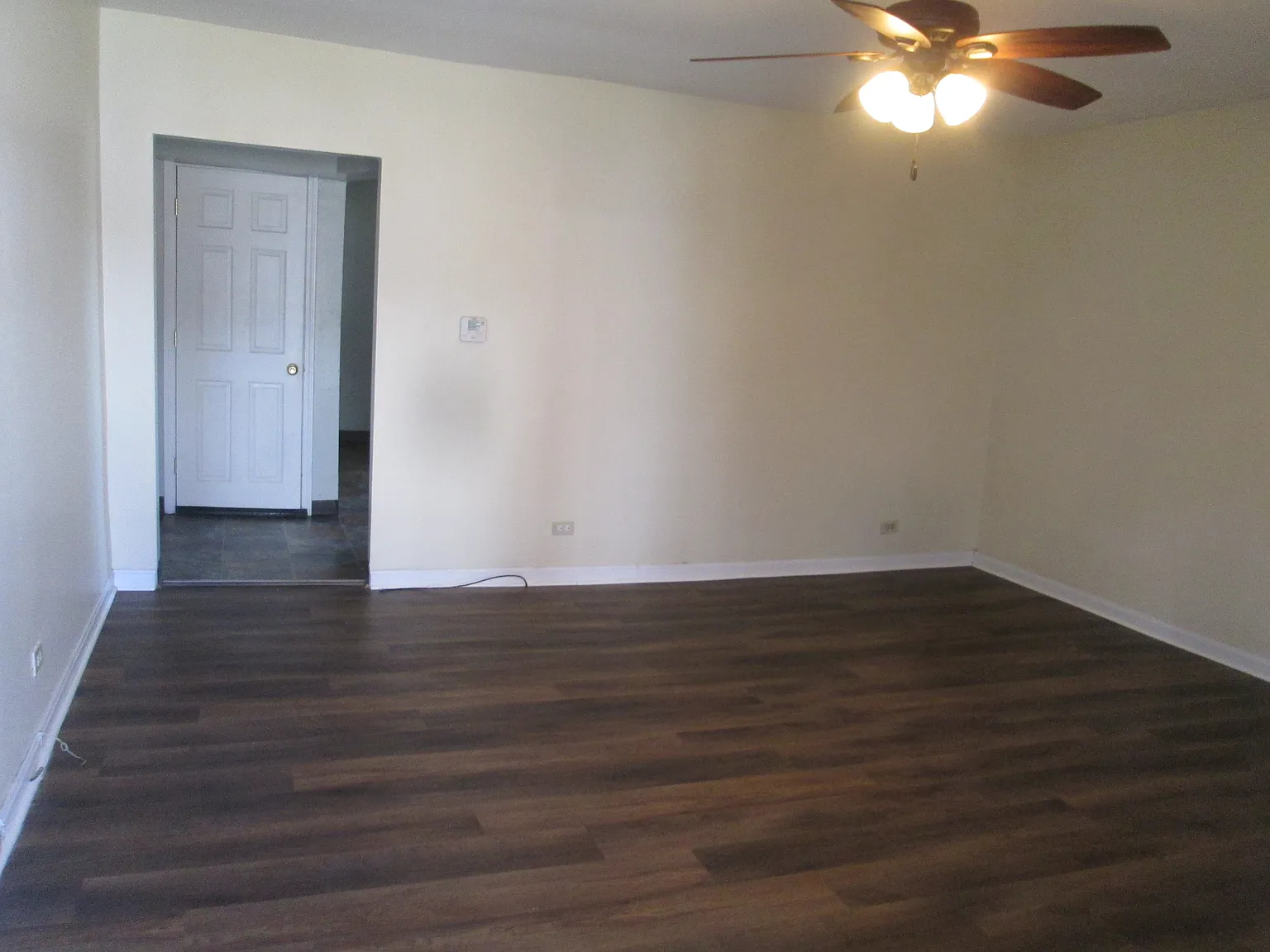 2 bed, 1216 sqft, $1,000 — Photo 2