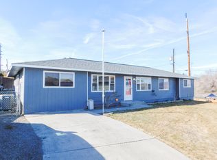 514 Viewcrest Pl, Selah, WA 98942