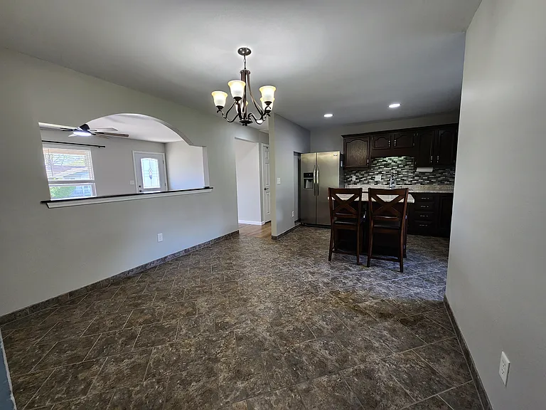 11 Appletree Dr — Photo 4