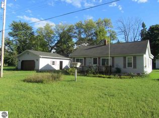 5816 Maple Ave, Alba, MI 49611