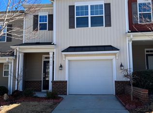 728 Silver Stream Ln, Cary, NC 27519