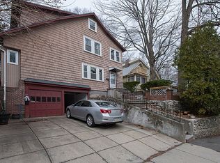423-425 Lowell Ave, Newton, MA 02460