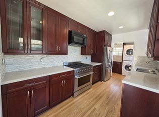 20758 Stephanie Dr, Winnetka, CA 91306