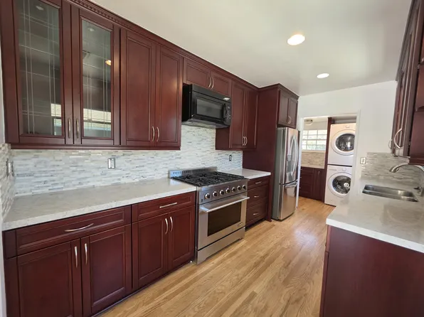 20758 Stephanie Dr, Winnetka, CA 91306
