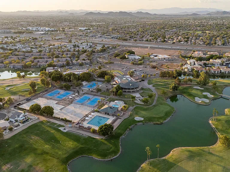 Arrowhead Country Club