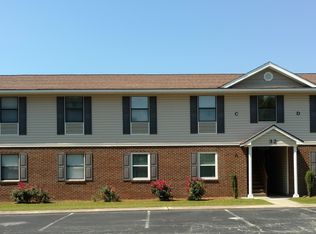 32 Pony Ct APT F, Havelock, NC 28532