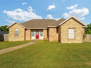 360 Bliss St, Centerton, AR 72719