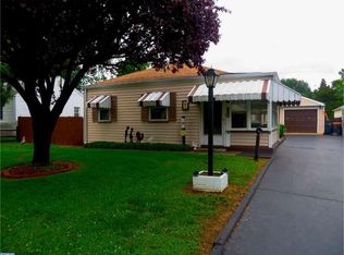 18 Lea Rd, New Castle, DE 19720