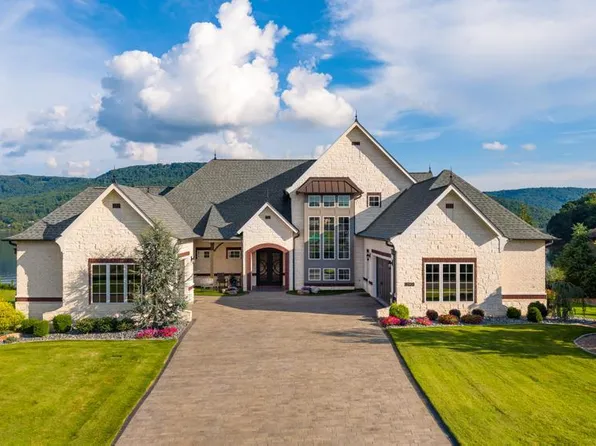 290 Edgewater Way, Jasper, TN 37347
