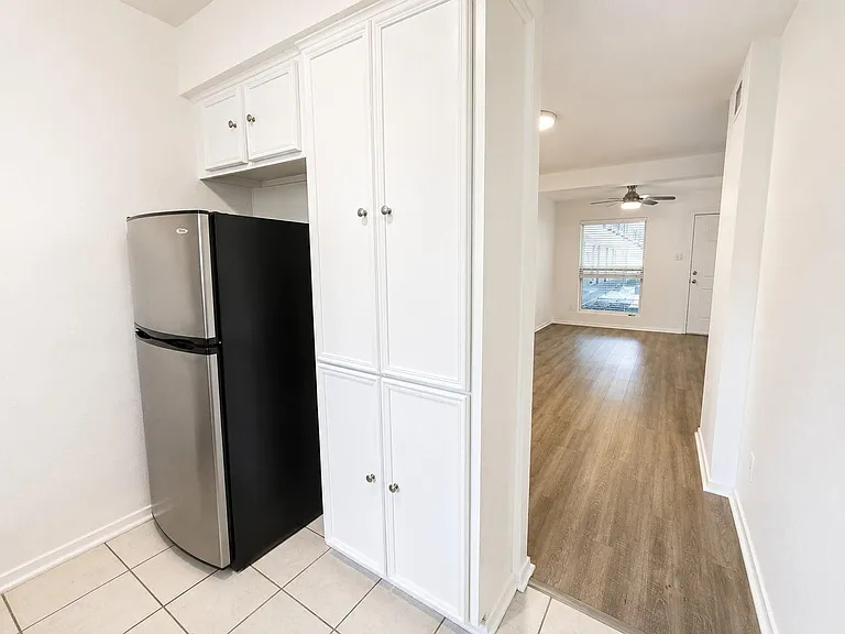 2021 Bluebonnet Ln #106 — Photo 11