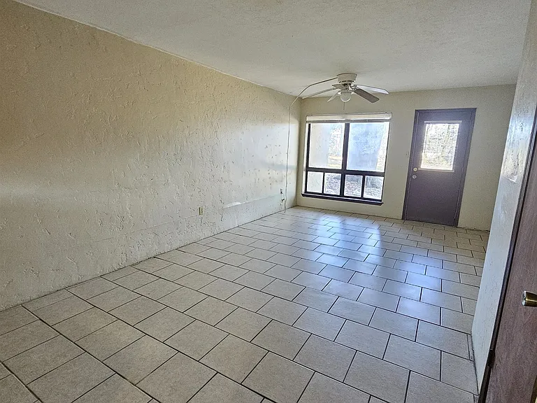 3714 Rockbrook Dr #C — Photo 8