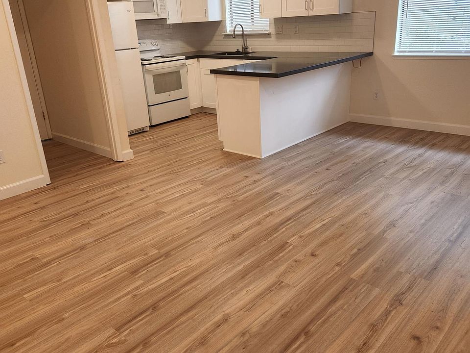 1st image of 442 Laurel Ave