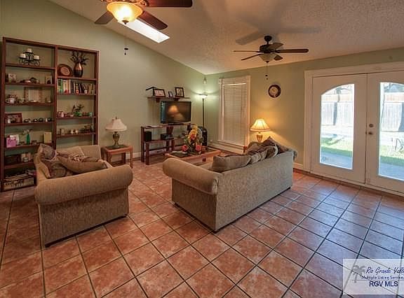 5th image of 1244 Turtle Creek Dr