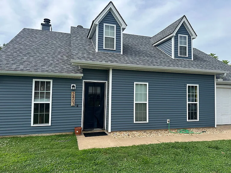 2403 W Mulberry St — Photo 1