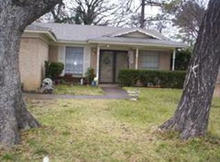 3001 Lynnwood Dr, Arlington, TX 76013