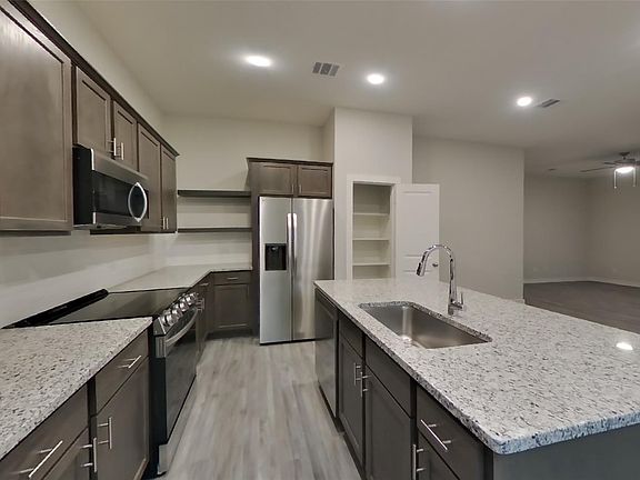 4th image of 22628 Terazzo Dr