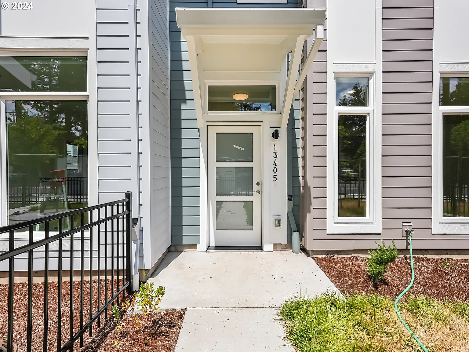 13405 SE Foster Rd #10 photo 1