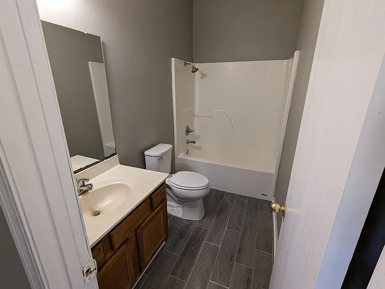 1839 Tyler St #14 — Photo 10