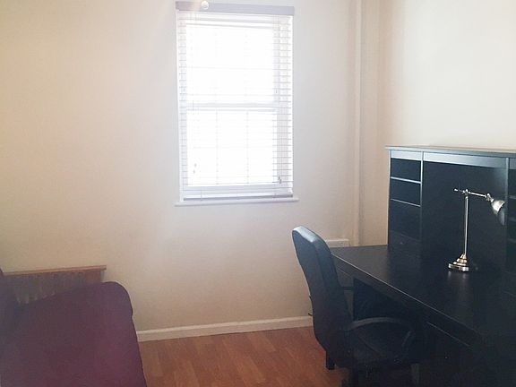 Office/small bedroom