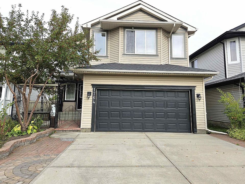 1st image of 1764 Melrose Cres SW