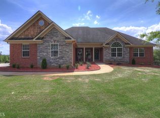1425 Perkins Rd, Winder, GA 30680