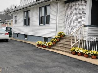 295 Watchogue Rd, Staten Island, NY 10314