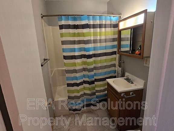2nd image of 3448 E Broad St #B