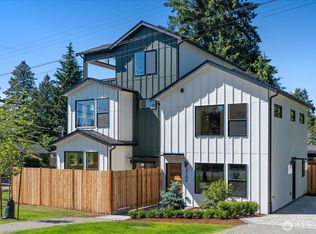 13702 37th Ave Ne, A Condominium, Seattle, WA 98125