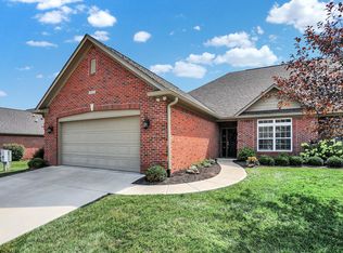 2833 Grandview Ln, Greenwood, IN 46142