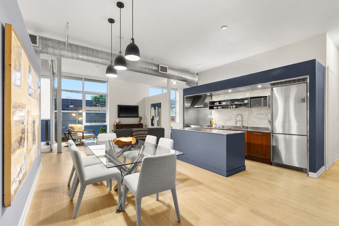 next background image