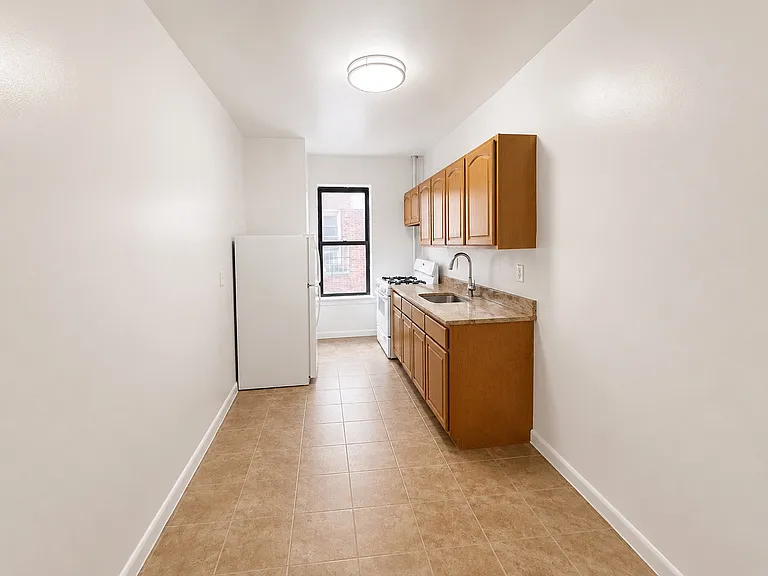 2665 Grand Concourse #4F — Photo 4