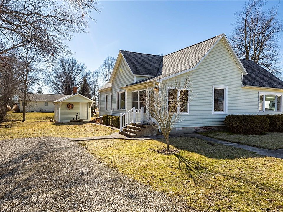 308 W Commercial St, Strasburg, IL 62465 Zillow