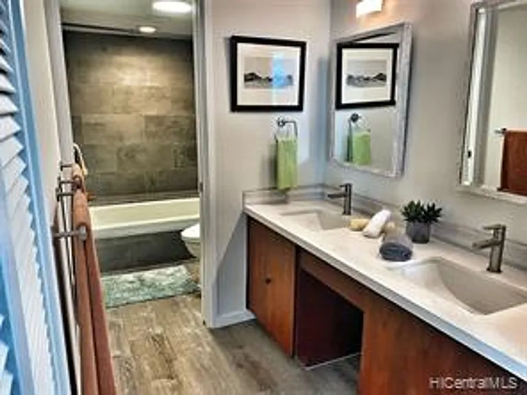 1650 Ala Moana Blvd — Photo 11