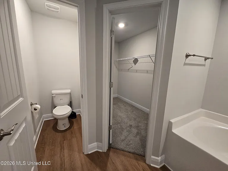 6248 Emerald Lake Dr — Photo 21