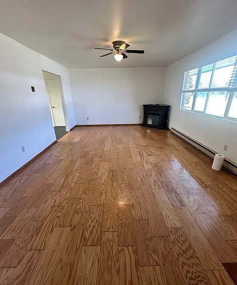 205 Cedar St — Photo 3