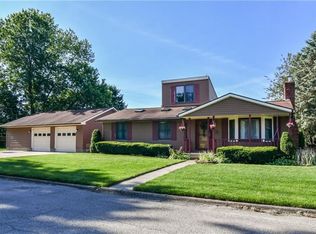415 Hazel St, Zelienople, PA 16063