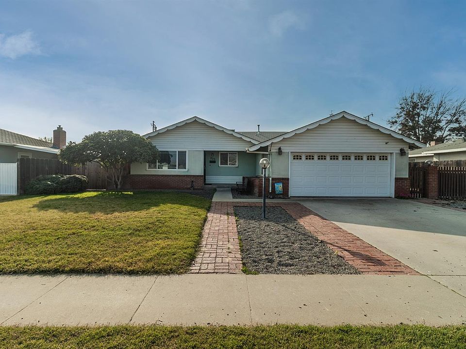 1st image of 225 E Bainbridge Dr