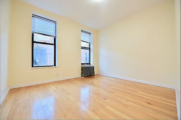1st image of 122 Forsyth St #4E