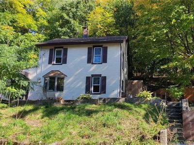 22 Spring St, Ansonia, CT, 06401