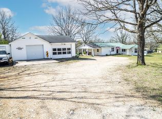 26 Cowboy Trail, Buffalo, MO 65622