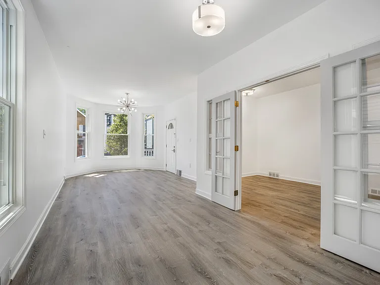 1933 N Monticello Ave #1 — Photo 6
