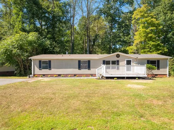 4699 Belgian Dr, Gibsonville, NC 27249