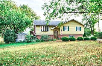 1st image of 3653 Magnolia Dr