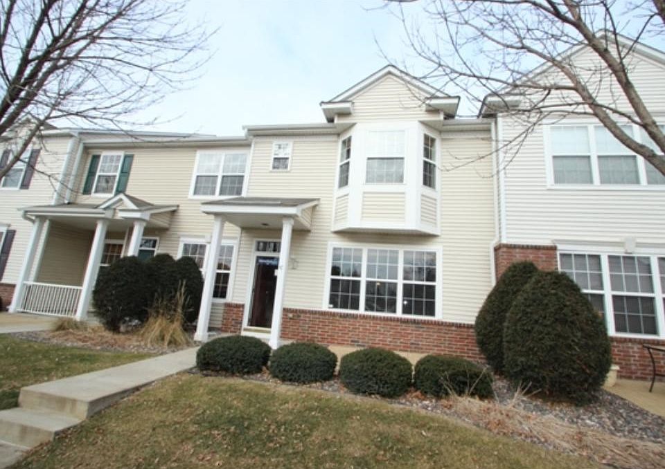 1st image of 10920 Goodhue St NE Unit C