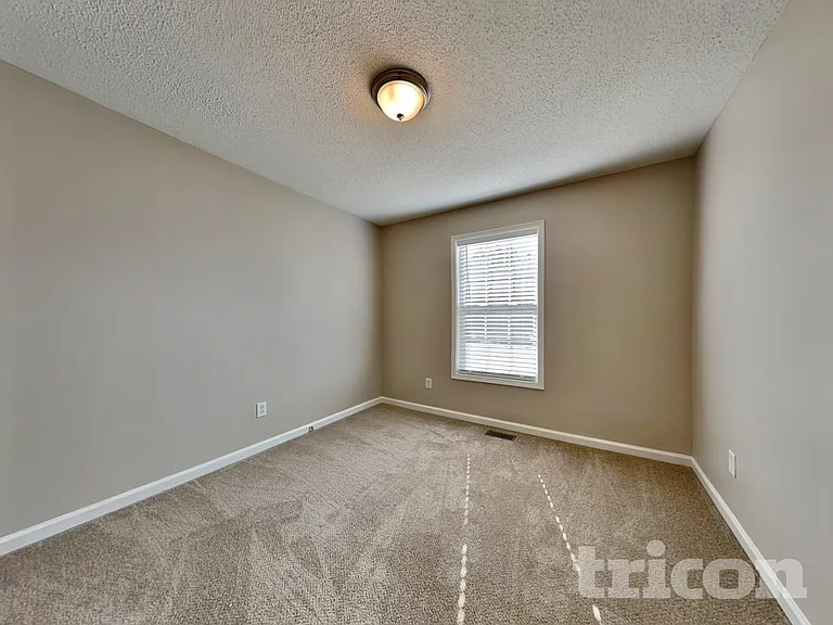 7 Adair Cv — Photo 10
