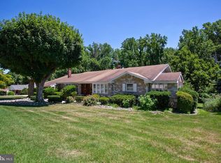 9251 Darlington Rd, Philadelphia, PA 19115