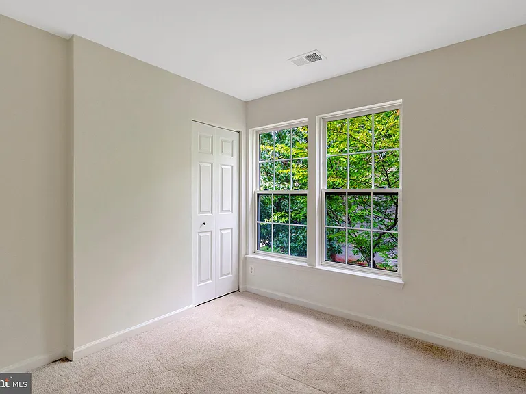 7057 Sauvage Ln — Photo 28