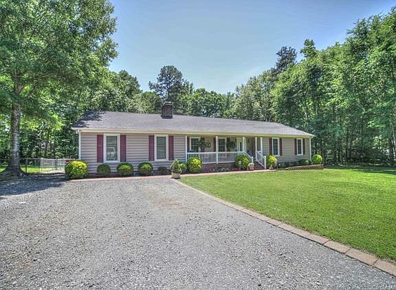 2nd image of 4967 Country Oaks Dr