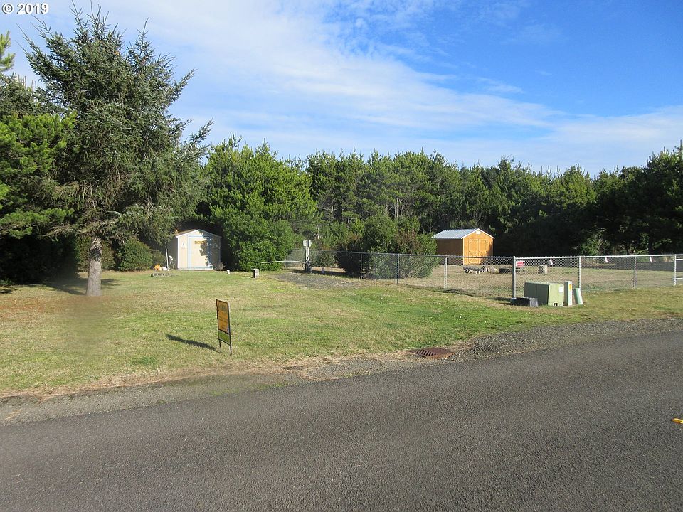 2nd image of 511 357th St