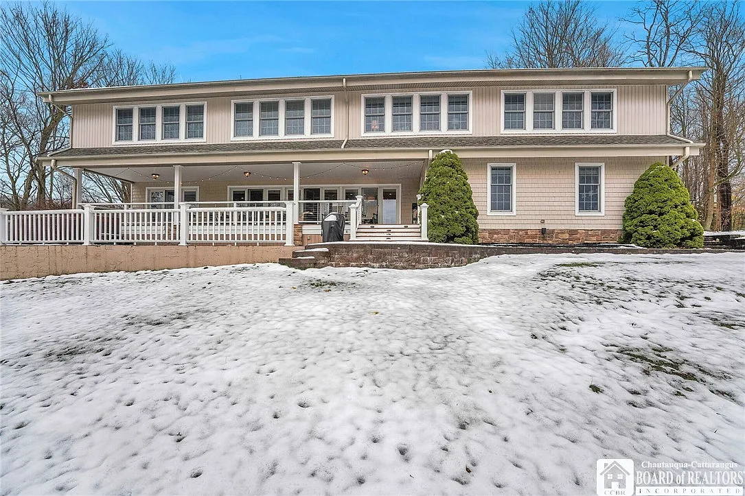 4420 Lakeside Dr photo 1